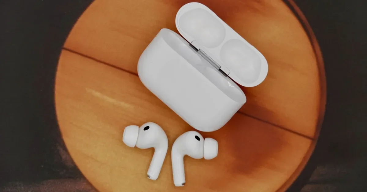 AirPods get 'eyes' for Siri, but release pushed to late 2027