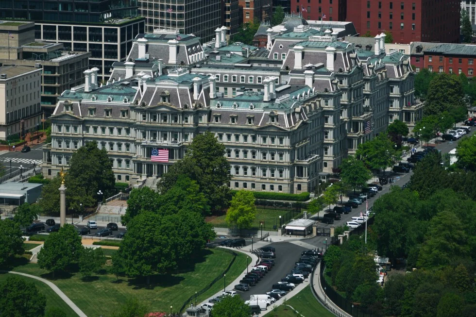 Trump pushes white repaint for Eisenhower Building as agency weighs options