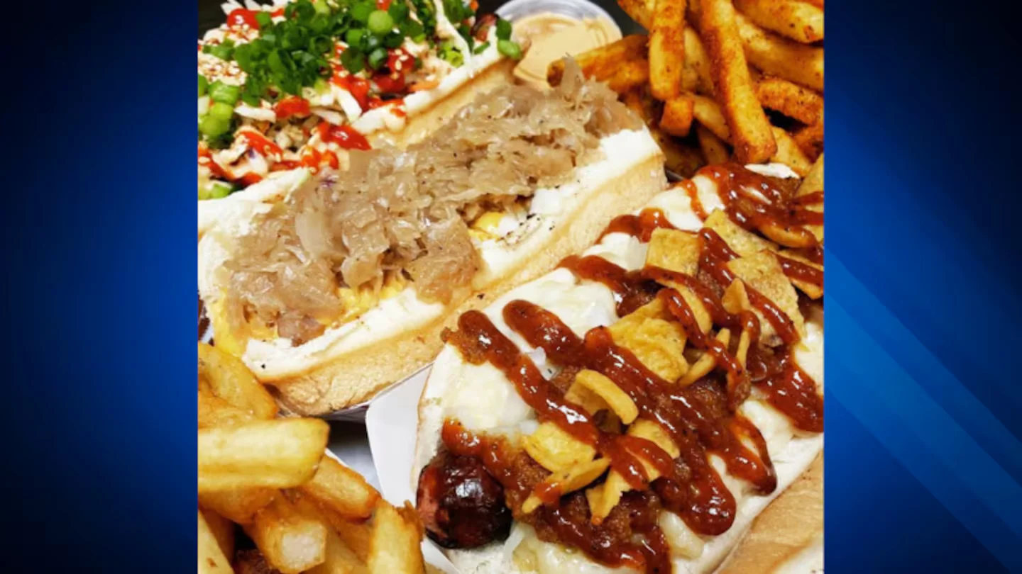 Hot Dog Delights: From New England to Mexico, Connecticut to Albuquerque