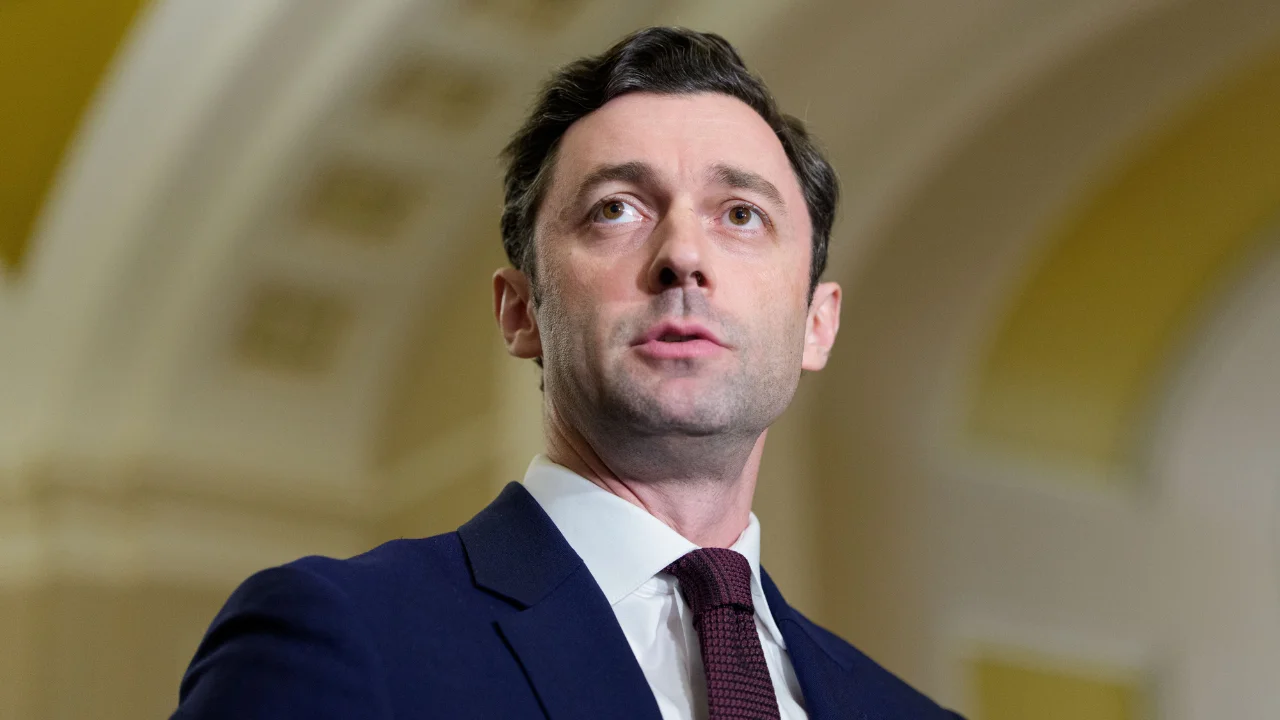 Ossoff Extends Double-Digit Lead in Georgia Senate Poll