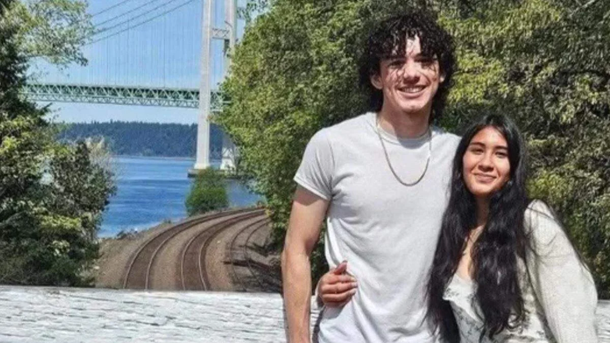Pierce County teen killed in Parkland shooting; schools mobilize support