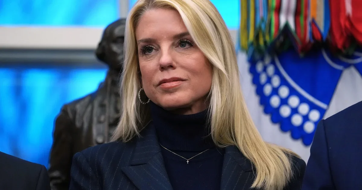 Pam Bondi faces thyroid cancer diagnosis while continuing public service