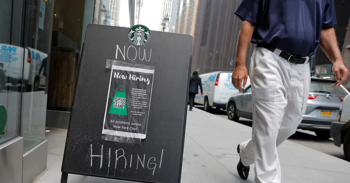 US Jobless Claims Hit Two-Month Low, Indicating Strong Labor Market