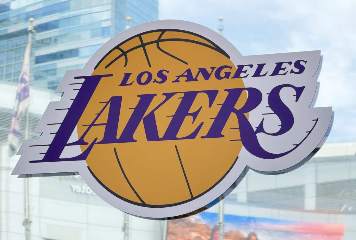 Iger and Kushner Take Lakers Into a New Era in $12.5B Switch