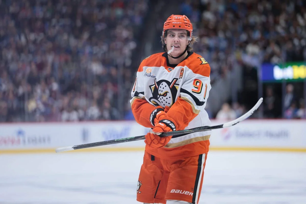 Ducks Urged to Match Carlsson Offer to Secure Franchise Center
