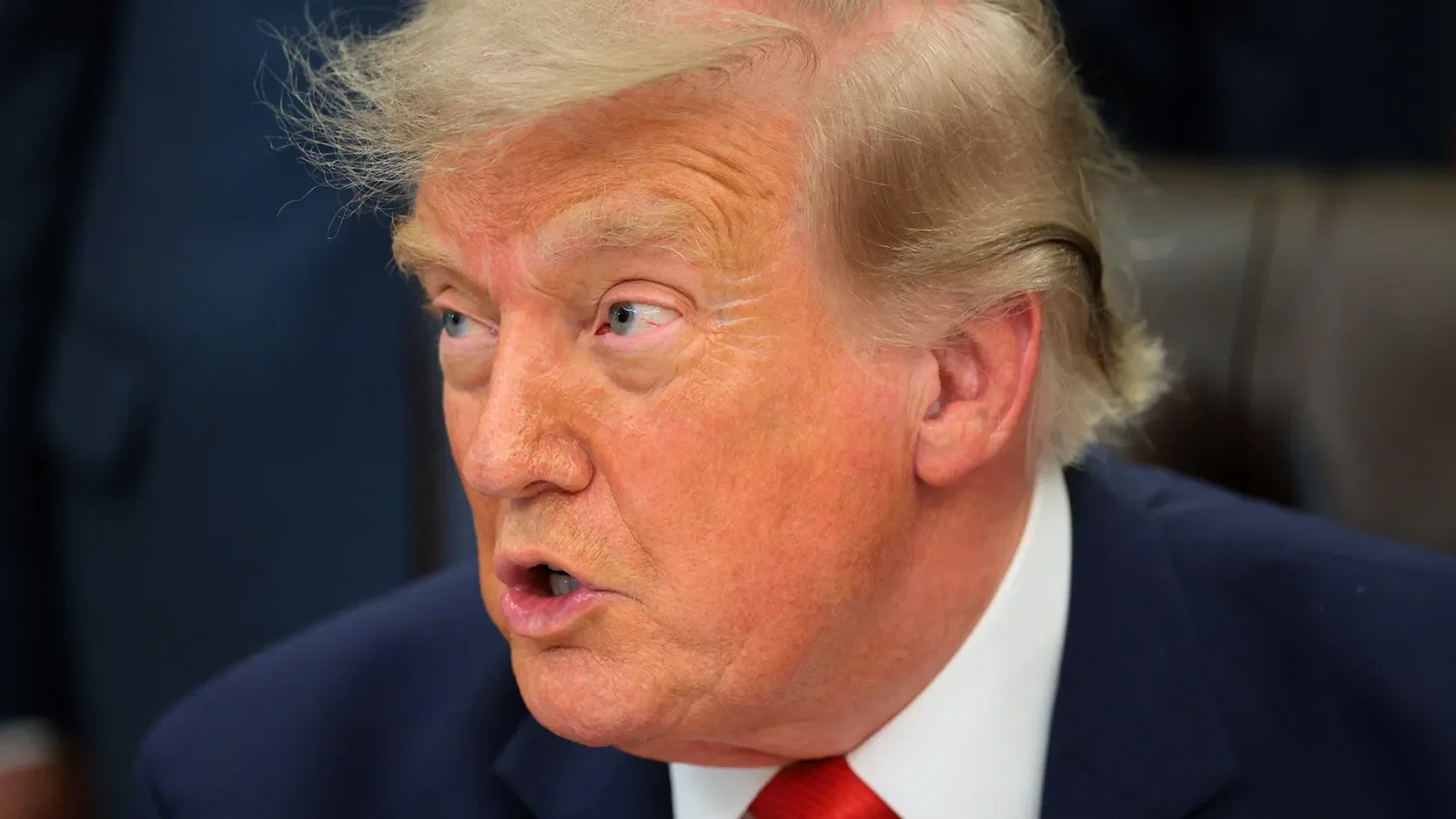 Trump's Polls Plummet as Iran War and Living Costs Bite Support