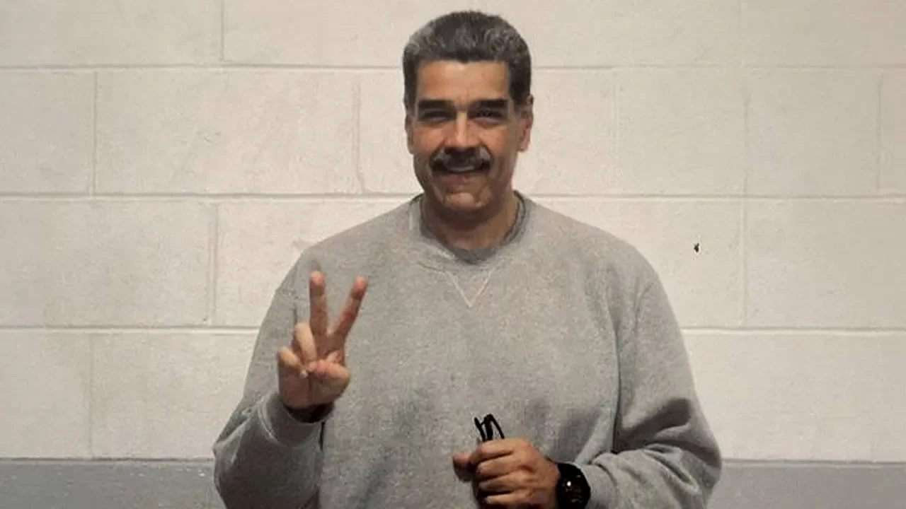 Maduro appears thinner and hopeful in first Brooklyn prison photos