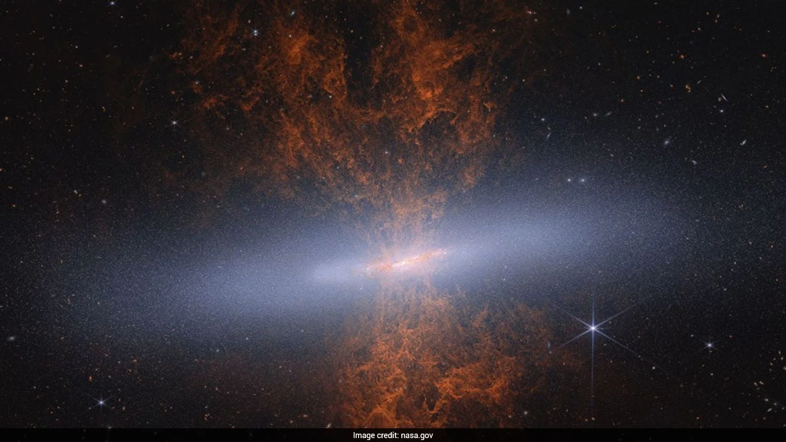 James Webb Spots Rapid Star-Birth in Messier 82, the Cigar Galaxy
