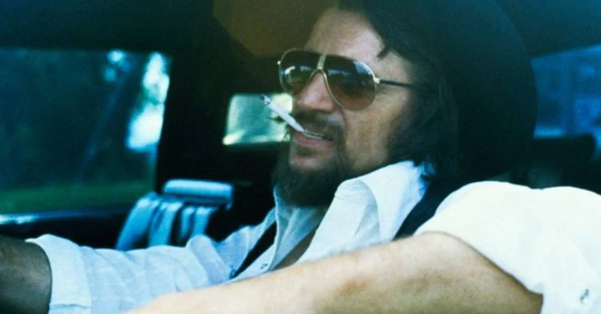 Waylon Jennings Posthumous Track Diamonds With Glen Campbell Debuts