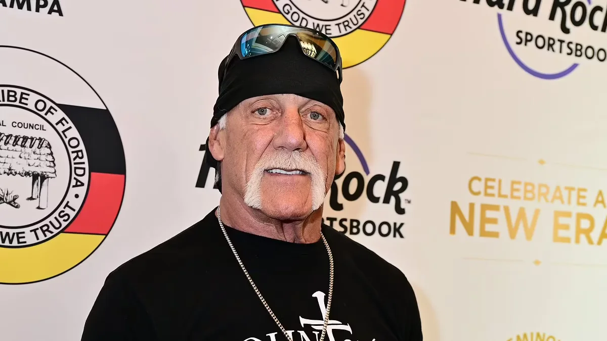 "Hulk Hogan Rescues Teen from Flipped Car on Florida Freeway"