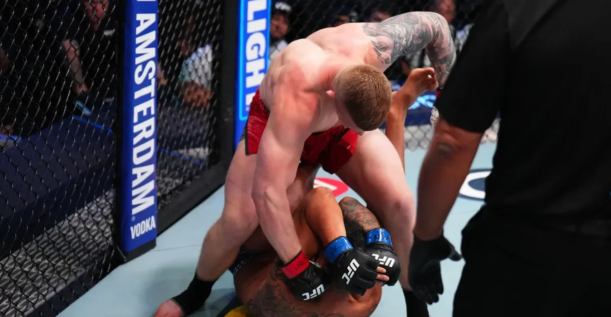 Baraniewski Finishes Tafa with Sharp Calf Kicks in 85 Seconds at UFC Vegas 118