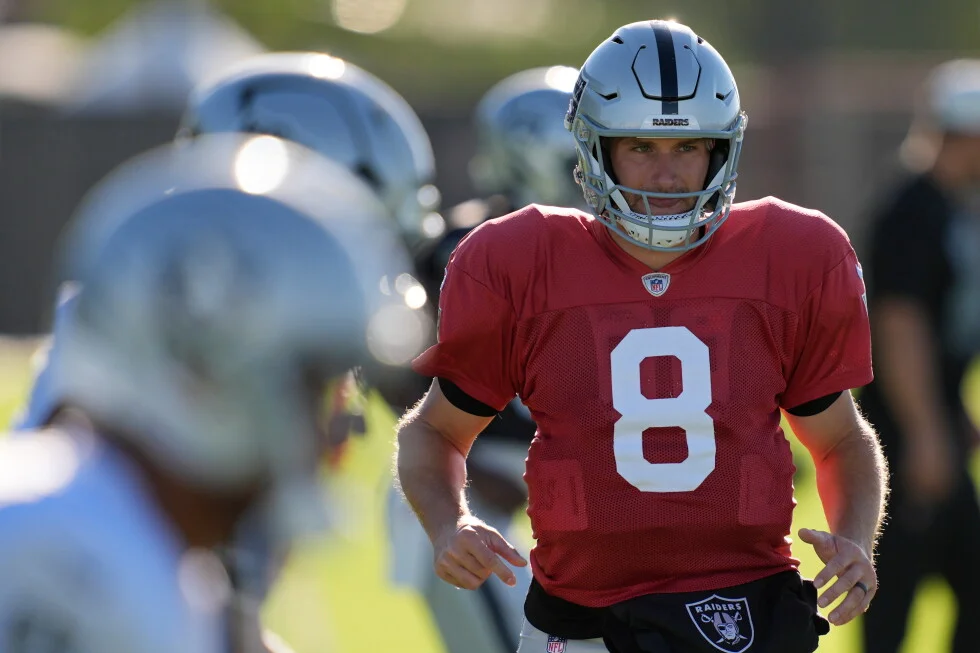 Raiders suspend Cousins and Crosby after practice scuffle