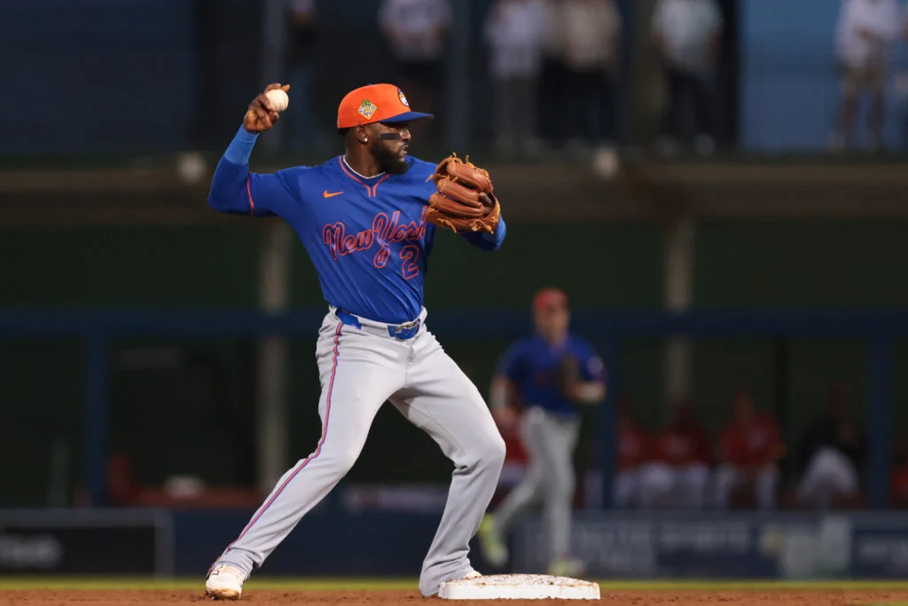 Mets promote Vidal Brujan, DFA Eric Wagaman to clear 40-man space