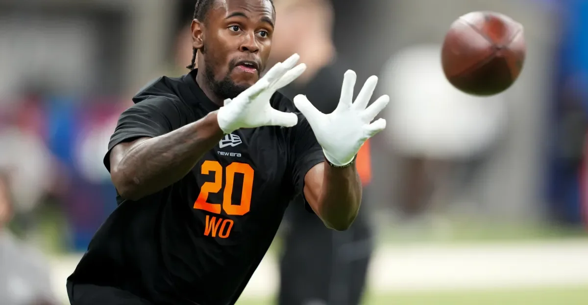Giants trade back into the third round to snag tall WR Malachi Fields at No. 74