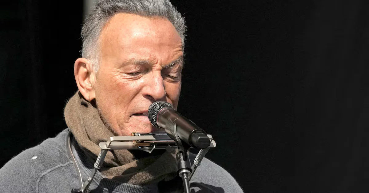 Springsteen Roasts Trump and Colbert’s Bosses on Late Show Penultimate