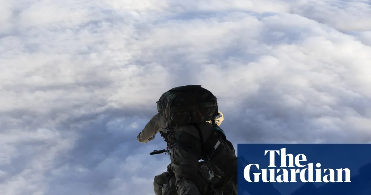 Paratroopers Deliver Aid to Remote Tristan da Cunha Over Suspected Hantavirus Case