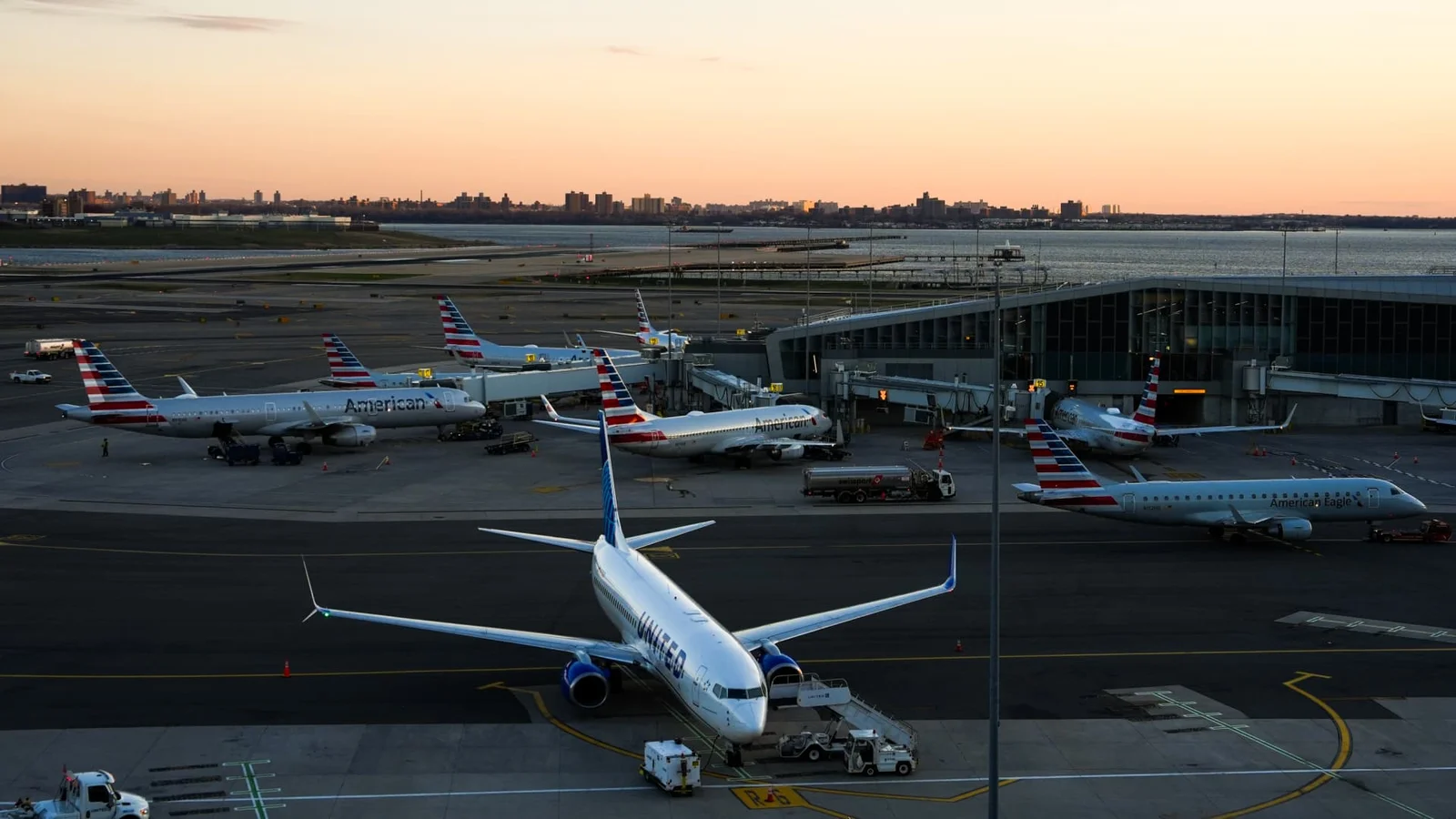 Sinkhole shuts LaGuardia runway, signaling travel delays ahead of Memorial Day