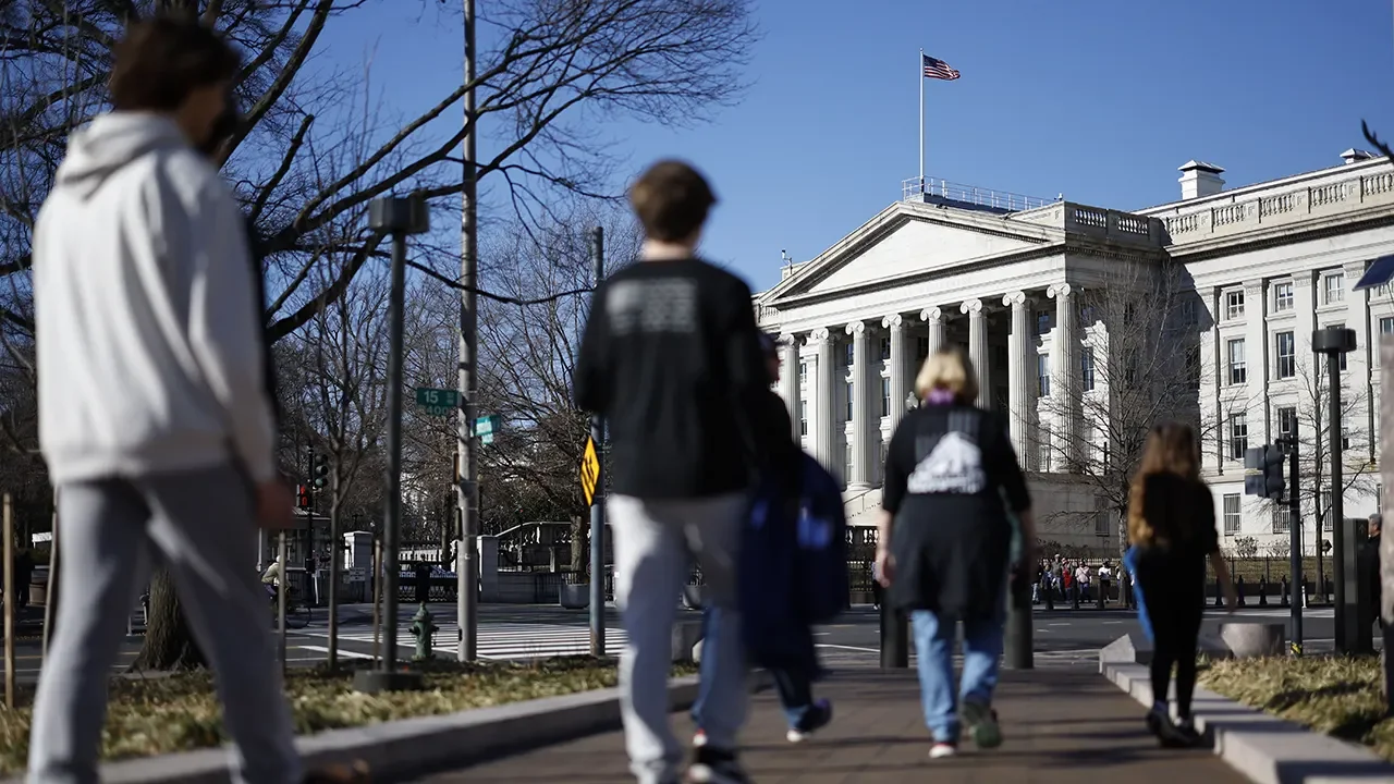 The Fed's Ongoing Debate on Interest Rate Hikes