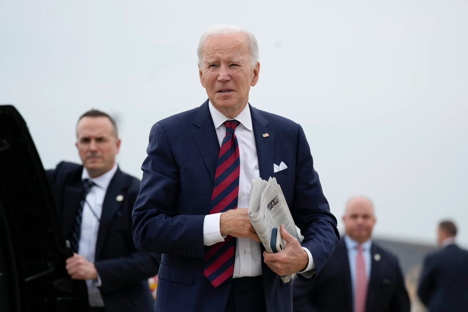 Biden's Debt Ceiling Negotiations Bring Back Memories of 2011 for Dems.