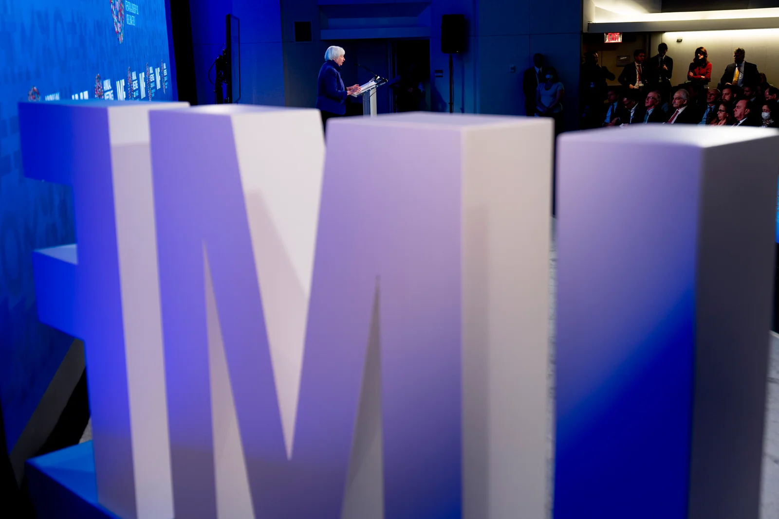 World Leaders in Washington Fear Economic 'Lost Decade'.