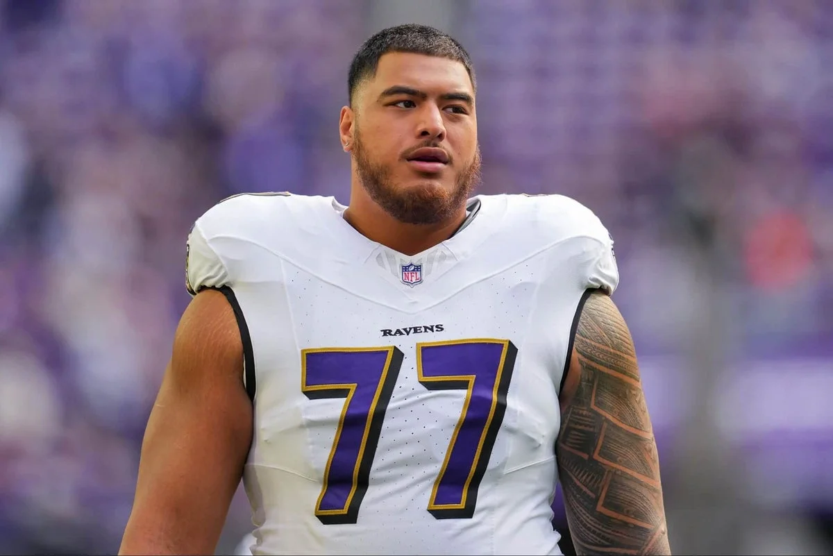 Giants trade Faalele to Jaguars for late-2027 draft pick