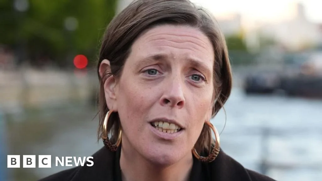 Phillips quits as safeguarding minister, urging bolder action on online safety