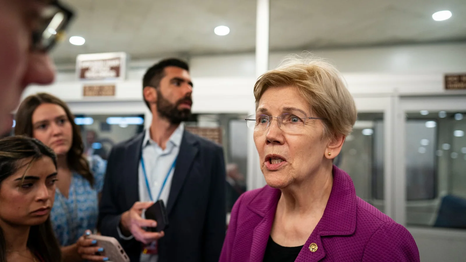 Bipartisan Senate Housing Plan Aims to Curb Private-Equity Purchases