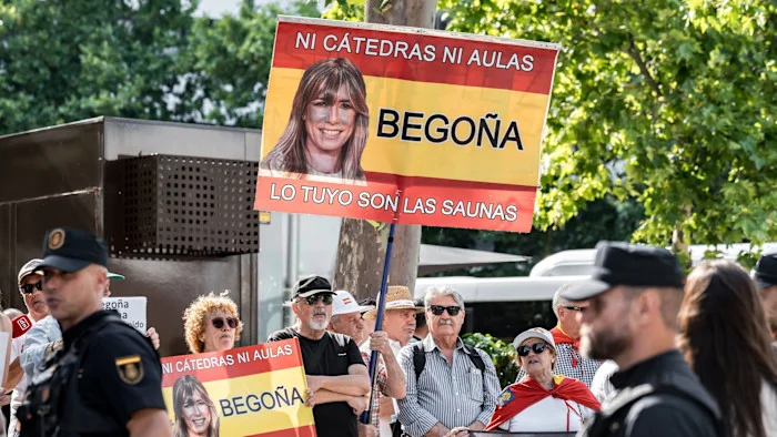 Spain’s government escalates battle with judge over Sánchez’s wife’s corruption case