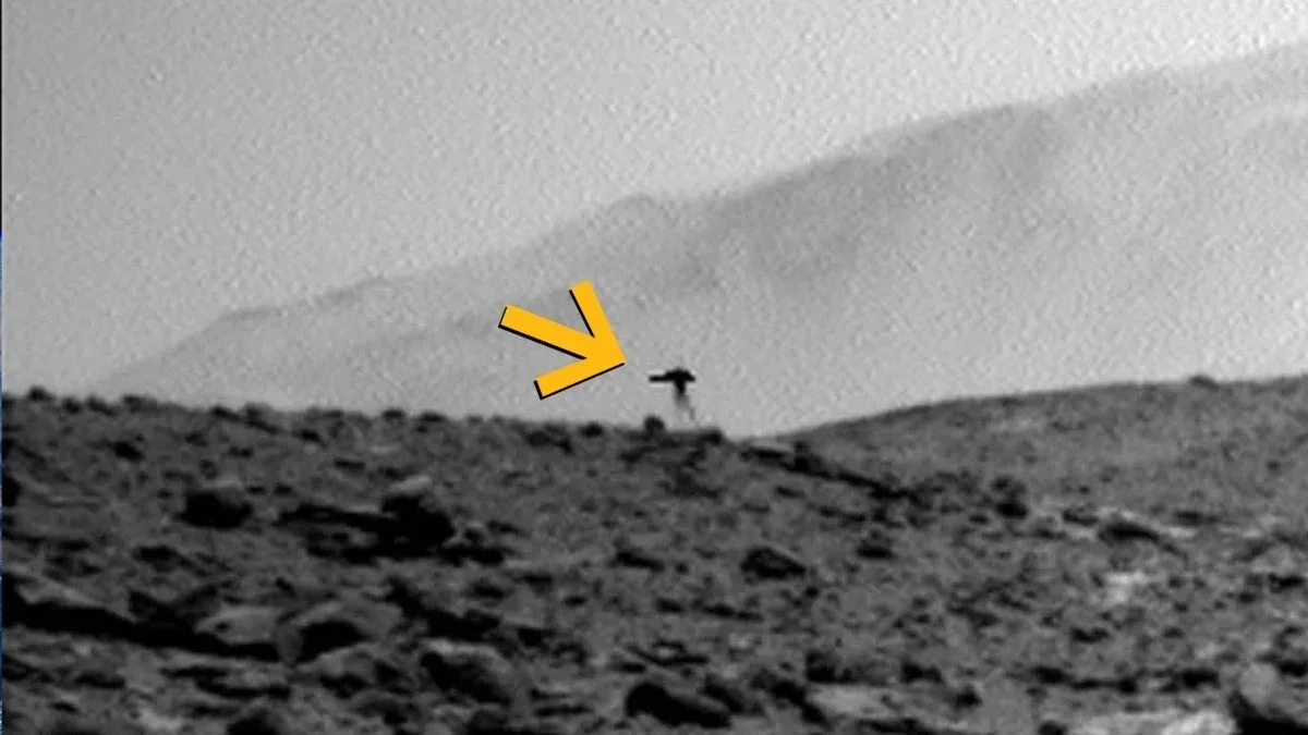Mars Jellyfish Myth Debunked: Cosmic Rays Create a Camera Glitch, Not a Creature