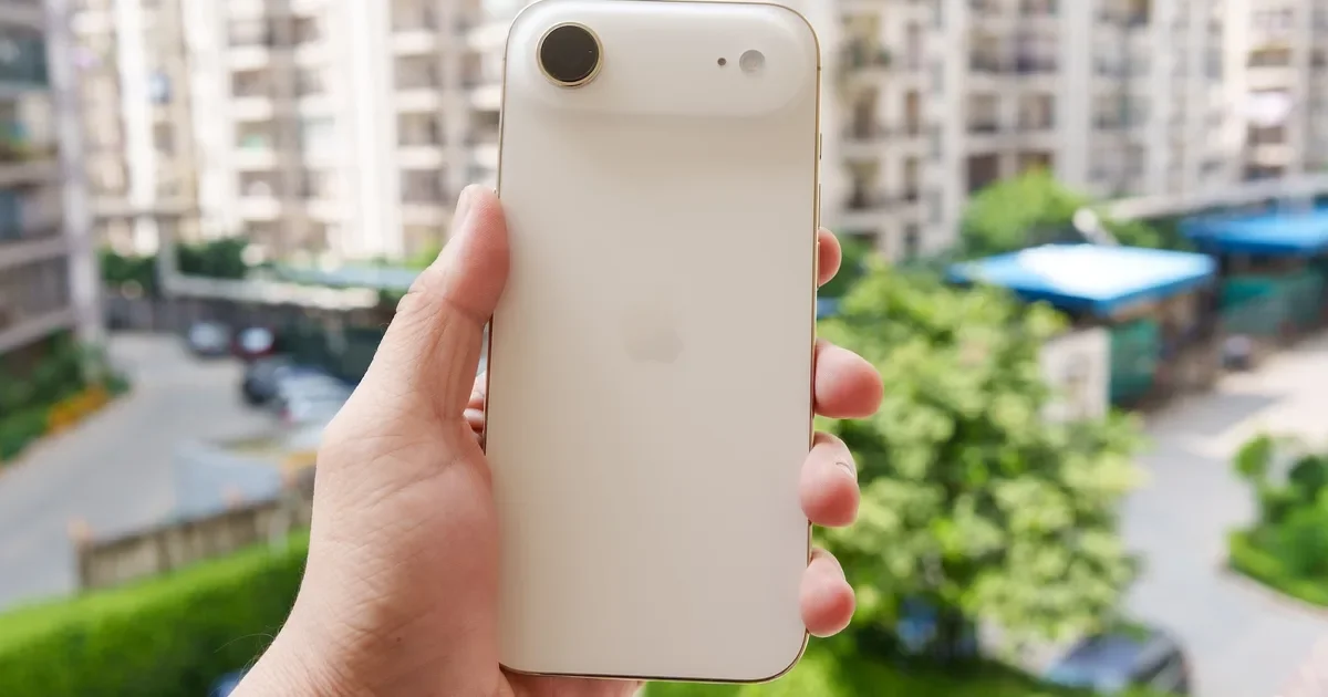 Summer Heat Exposes the iPhone Air’s Battery Dilemma