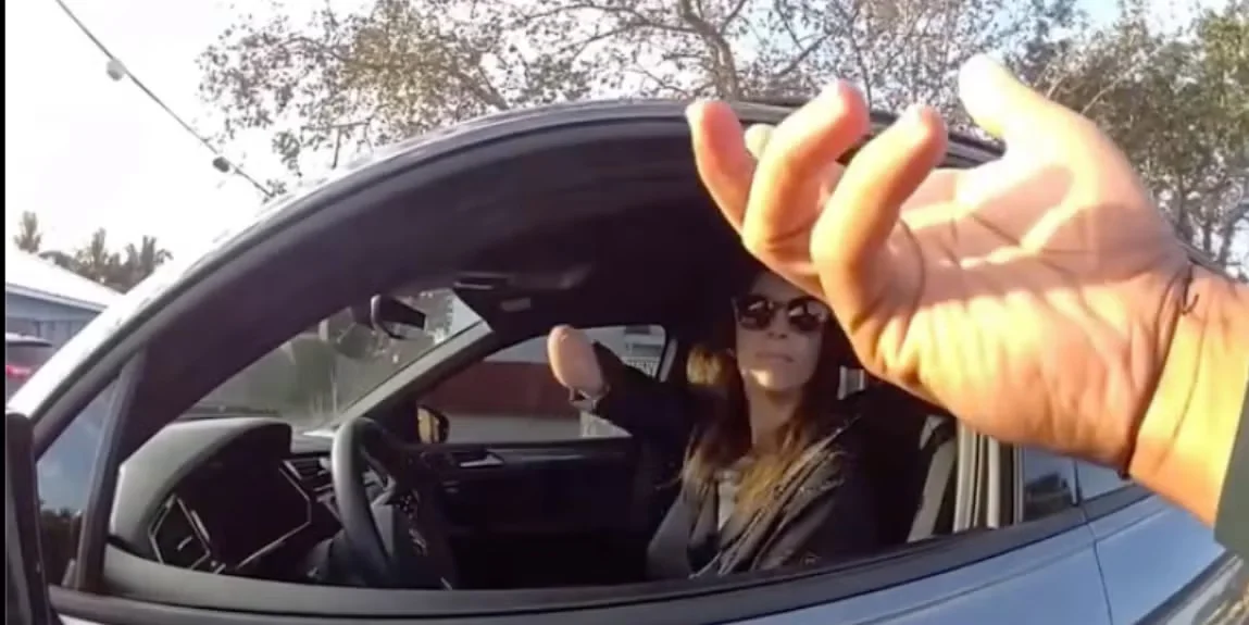 No Right Hand, No Problem: Florida Driver's Distracted-Driving Ticket Dismissed