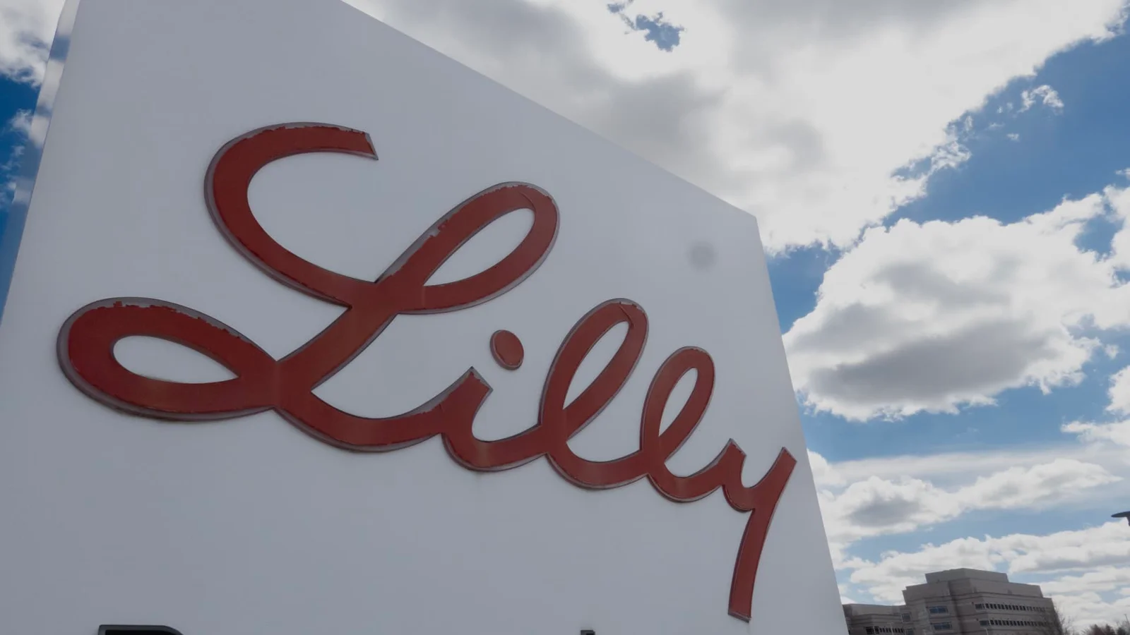 Lilly’s triple-hormone retatrutide shows leading obesity trial results