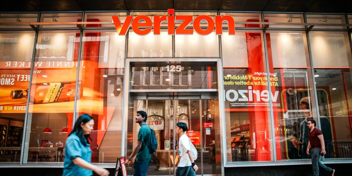 Verizon trims hundreds of jobs as it runs leaner after November layoffs
