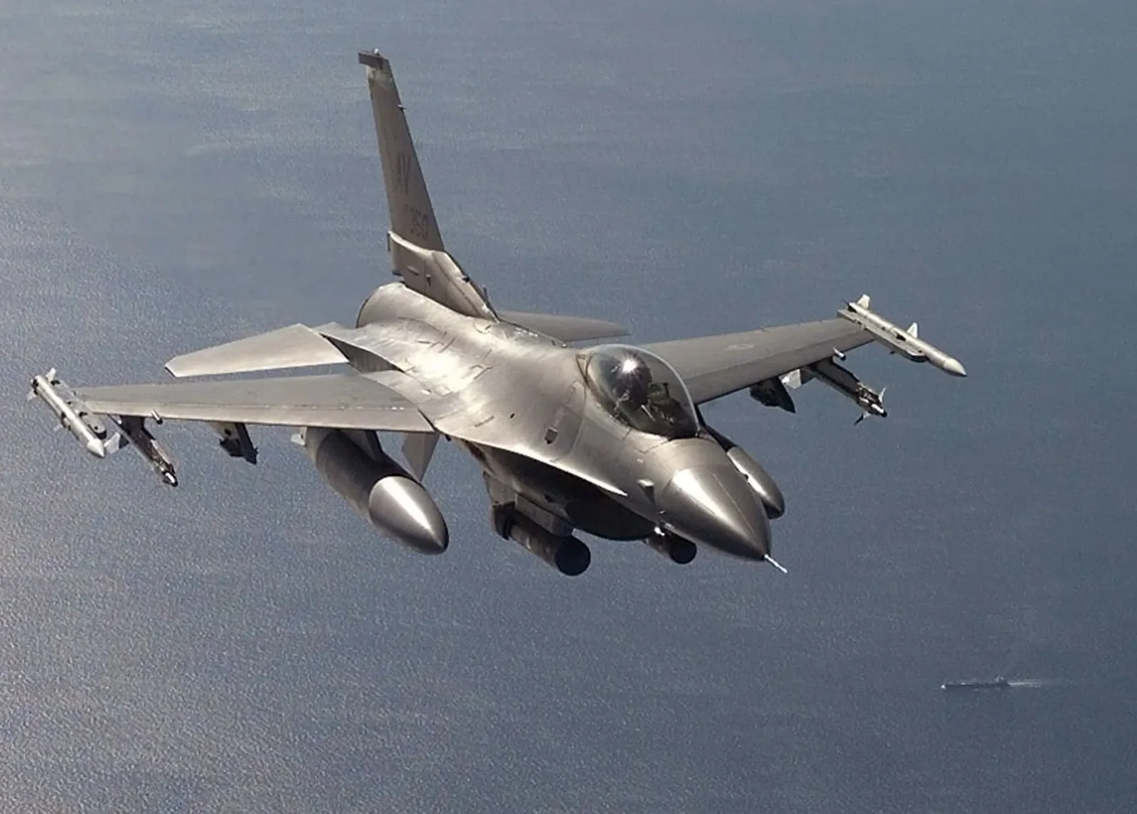 UK and Netherlands pledge fighter support for Ukraine's security.