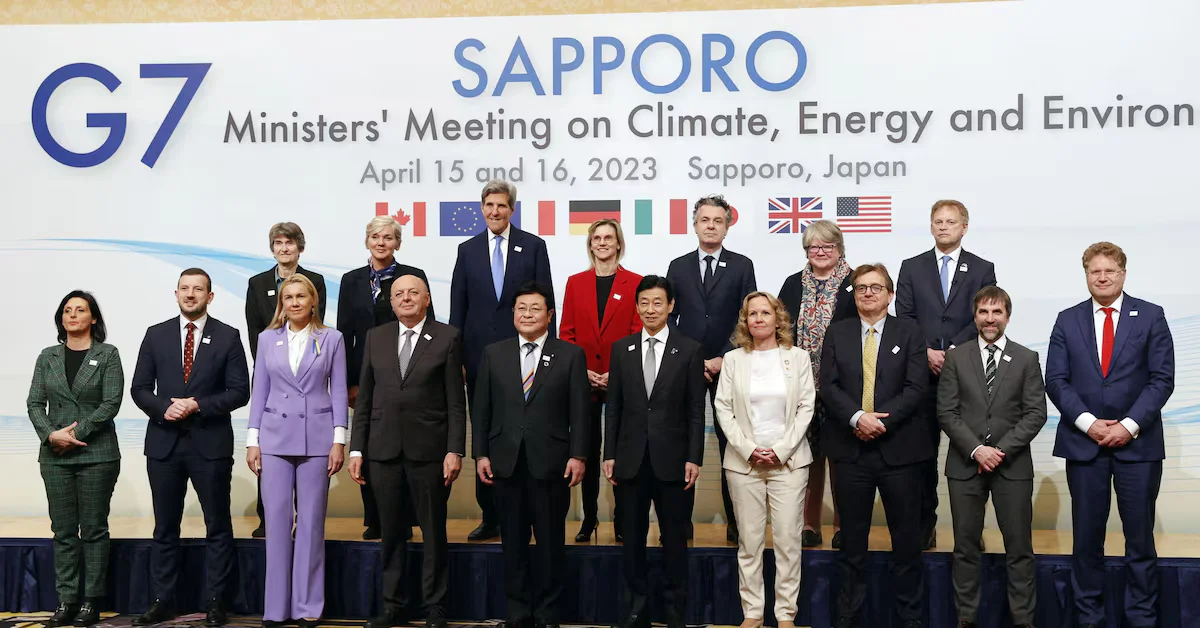 G7's Mixed Messages on Fossil Fuels and Renewable Energy