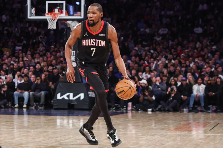 Durant Questionable for Game 2 as Knee Bruise Limits Mobility