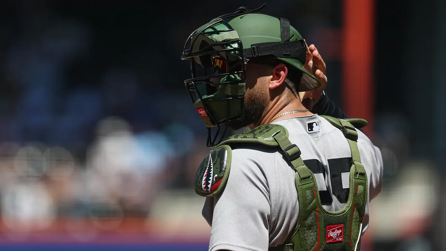 Yankees demote Escarra, raising questions about Boone's homegrown-catcher faith