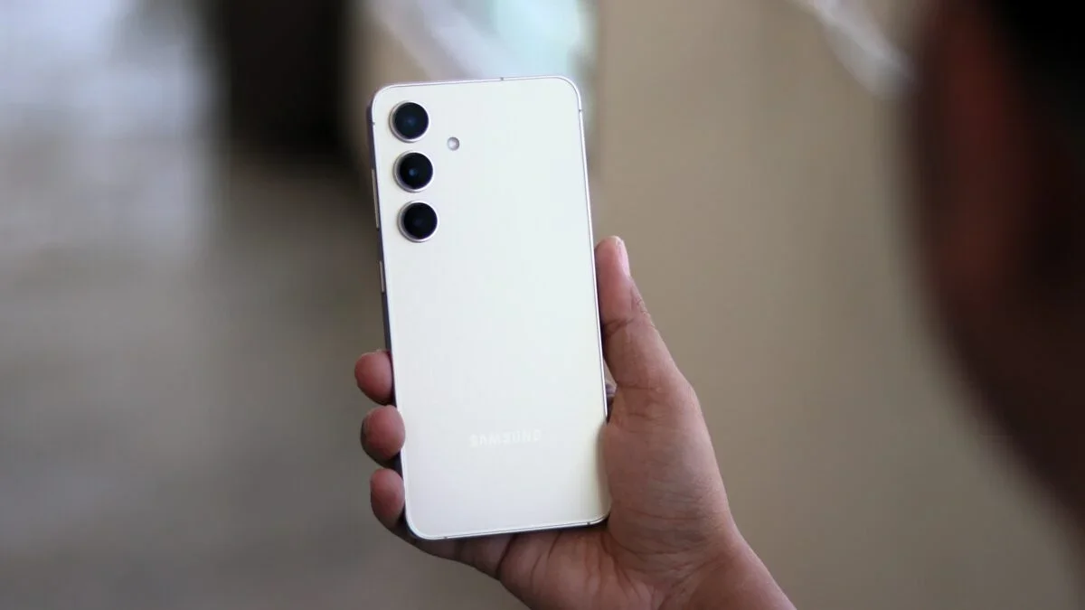 S24 security patch lands in Korea as S25 picks up new features