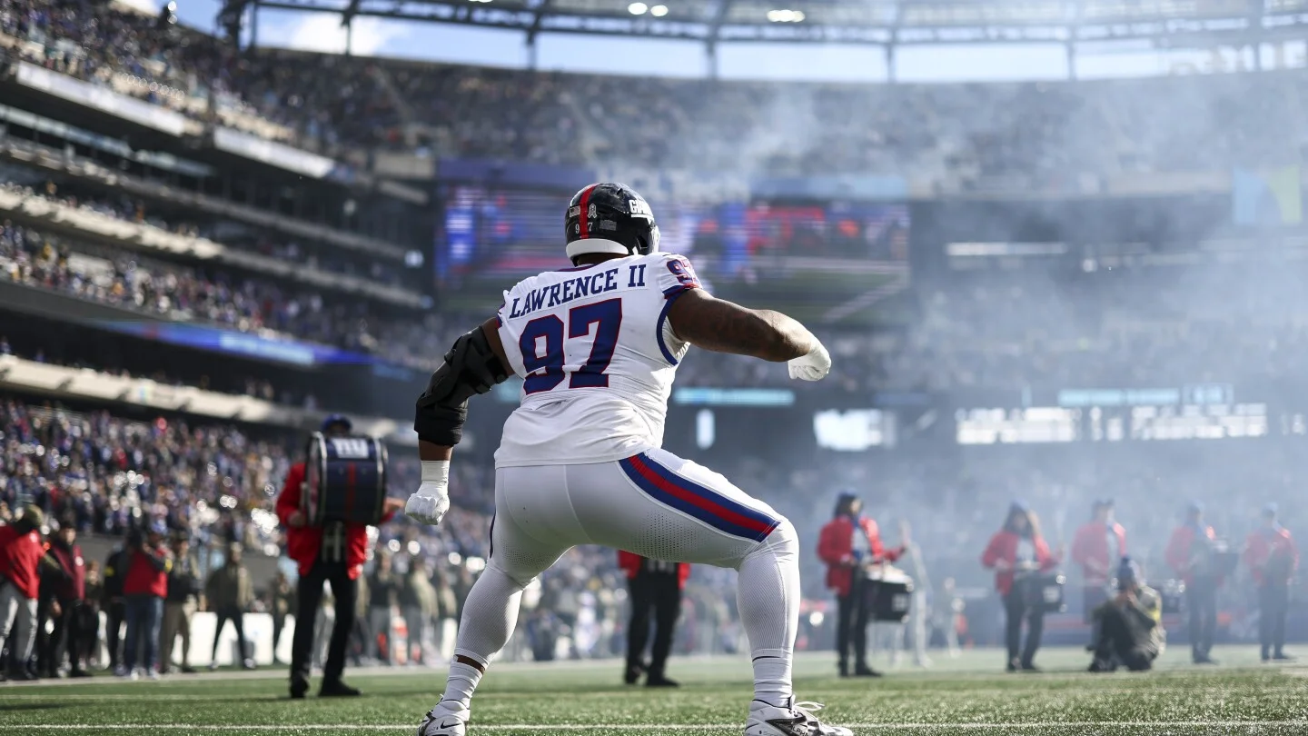Giants Trade Dexter Lawrence for a 2026 No. 10 Pick, Signaling a Rebuild