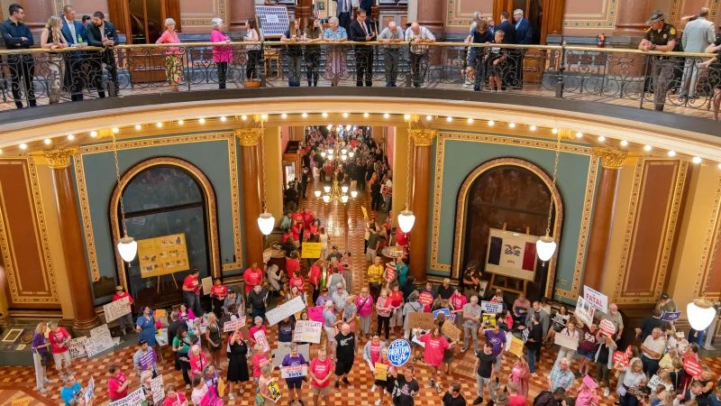 Iowa Republicans Push Controversial 6-Week Abortion Ban in Special Session