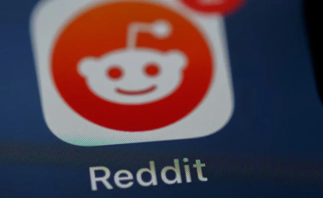 Reddit in Turmoil: Thousands of Subreddits Go Private in Protest.