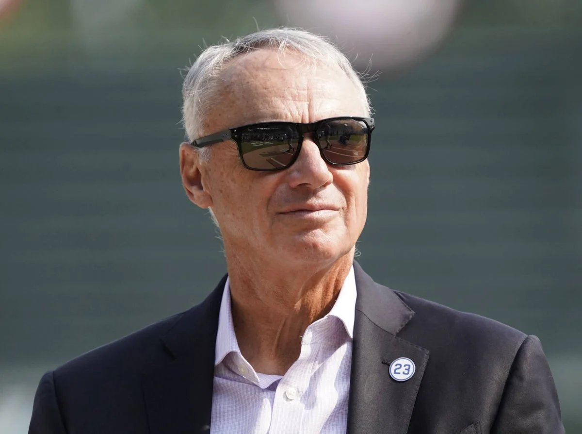 MLB opens talks with hard cap, floor and centralizing local media in new proposal