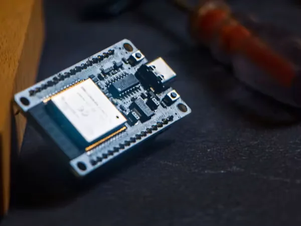 28.9M-Parameter LLM Runs on an $8 ESP32 with Per-Layer Embeddings