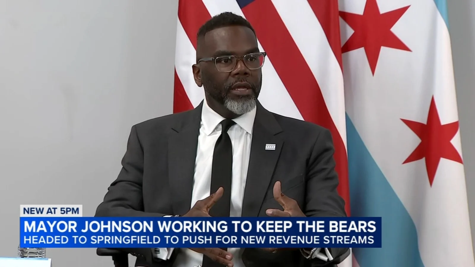 Johnson pushes Springfield for Bears-stay funding amid stadium plans