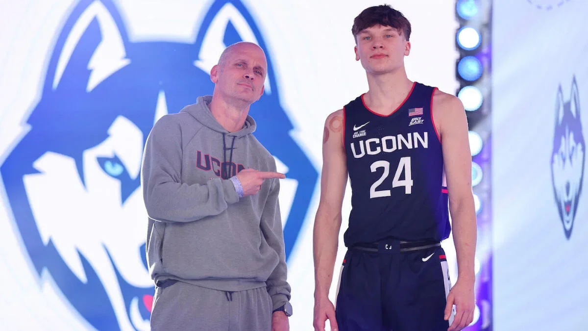 Braylon Mullins Returns to UConn, Keeping the Huskies’ Title Quest Alive