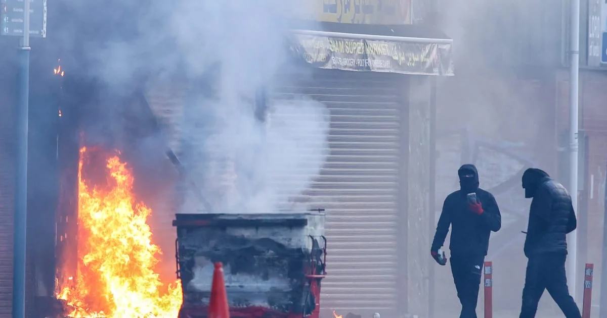 Labour Blames Musk for Fueling Belfast Unrest Online