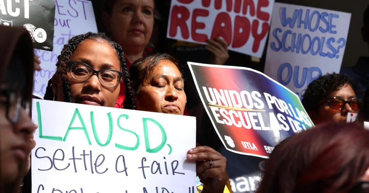 LAUSD averts walkout with tentative union deals, schools to reopen Tuesday