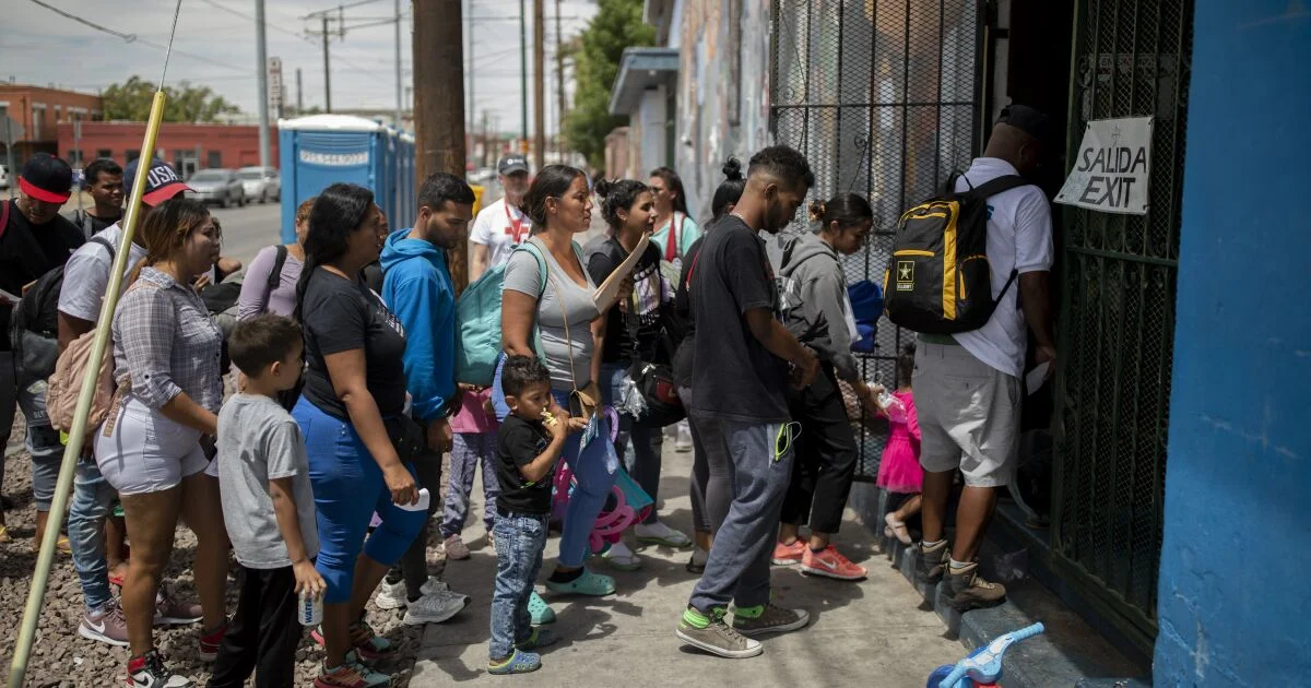 Florida Contractors Coerce Migrants to Board Planes to California.