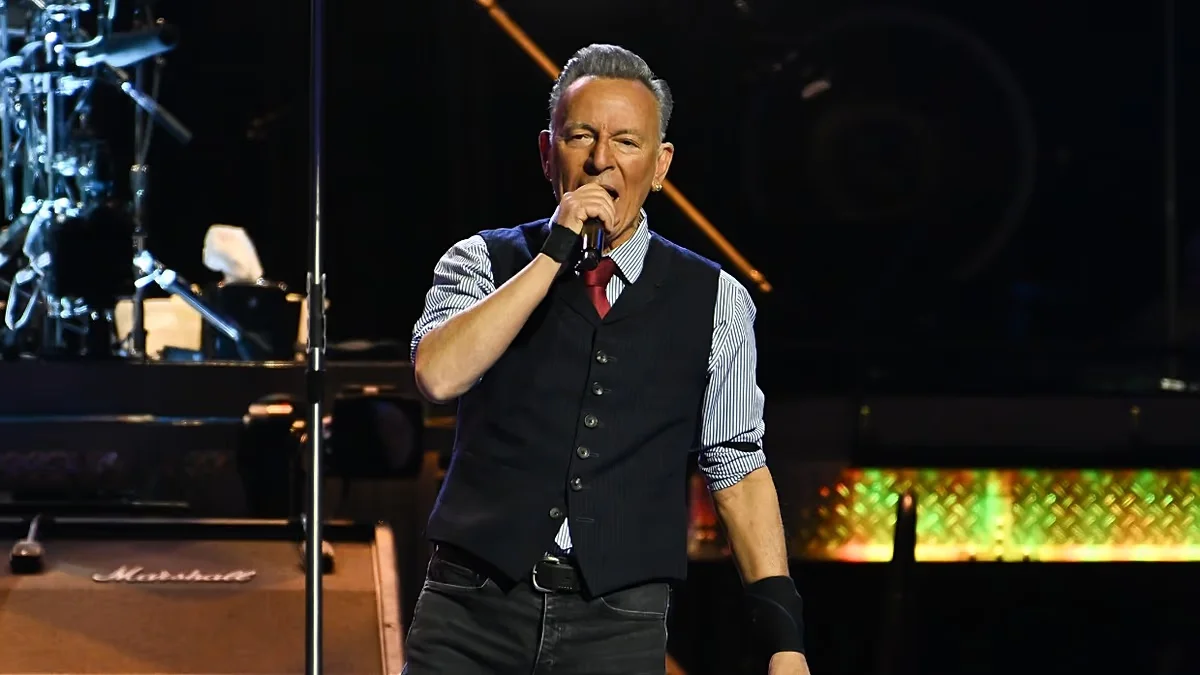 FBI Watches Threats, Boosts Security for Bruce Springsteen Tour