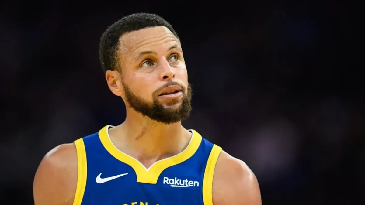 Curry’s Golden State Future in Flux Amid Front-Office Rumors